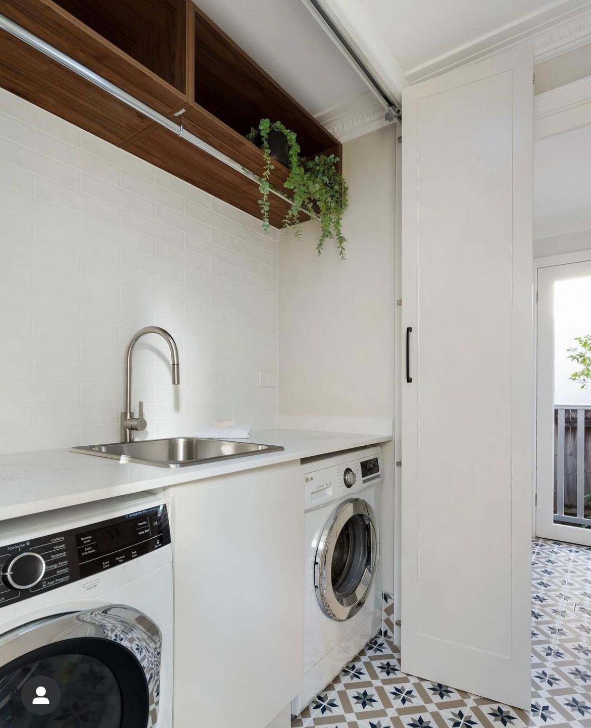 Laundry cleaning area